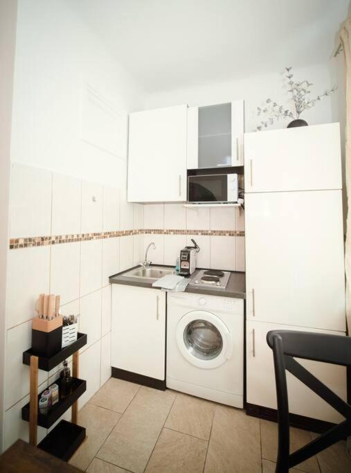 Cozy City Apartments In Center K19 Вена Экстерьер фото